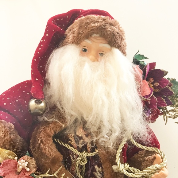 NWT Santa Claus Figurine - Picture 2 of 4